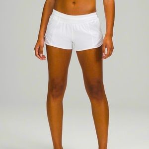 Lululemon Hotty Hot low-rise lined shorts 2.5”